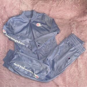 🎀5/$25🎀 Champion warm up track suit lavender girls 6 EUC